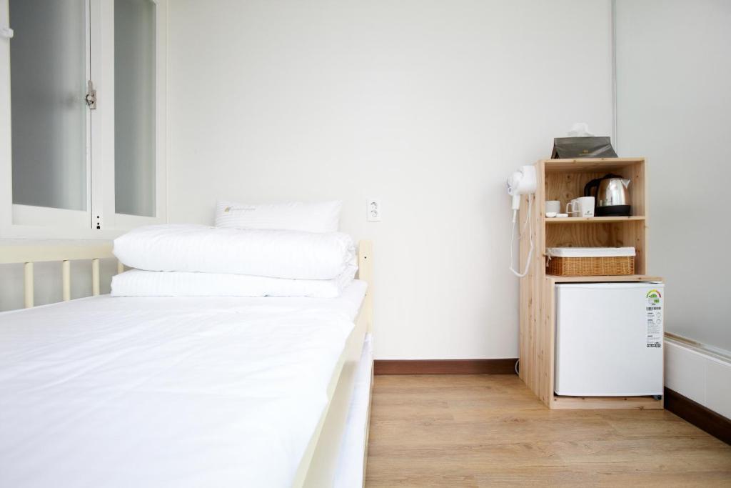 24 Guesthouse Sinchon Hongdae سيول المظهر الخارجي الصورة